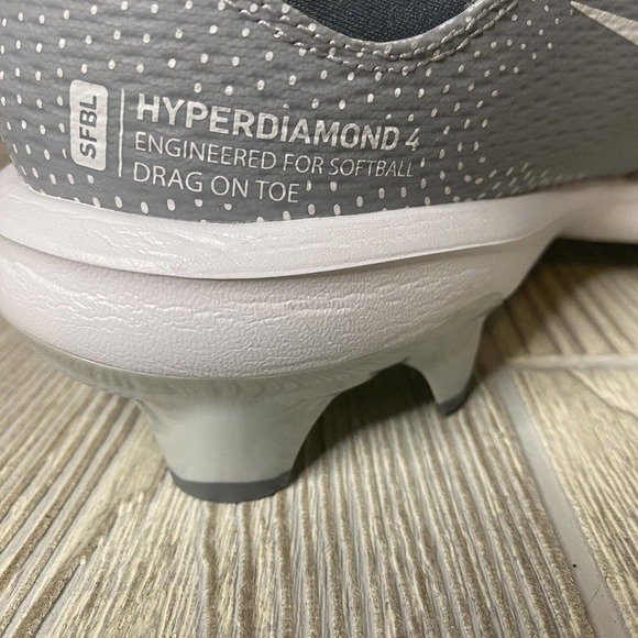 Nike Hyperdiamond 4 Pro MCS Molded Softball Cleats Womens 10 Gray DC8990-012 New - Picture 6 of 10